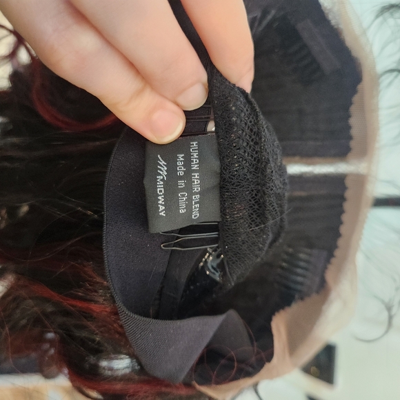 BOBBI BOSS Human Hair Blend HD Lace Front Wig - Picture 8 of 9